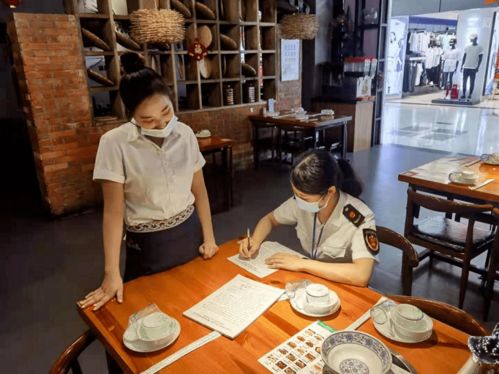 银海区 多措并举推进餐饮服务标准化，守护“舌尖上的安全”